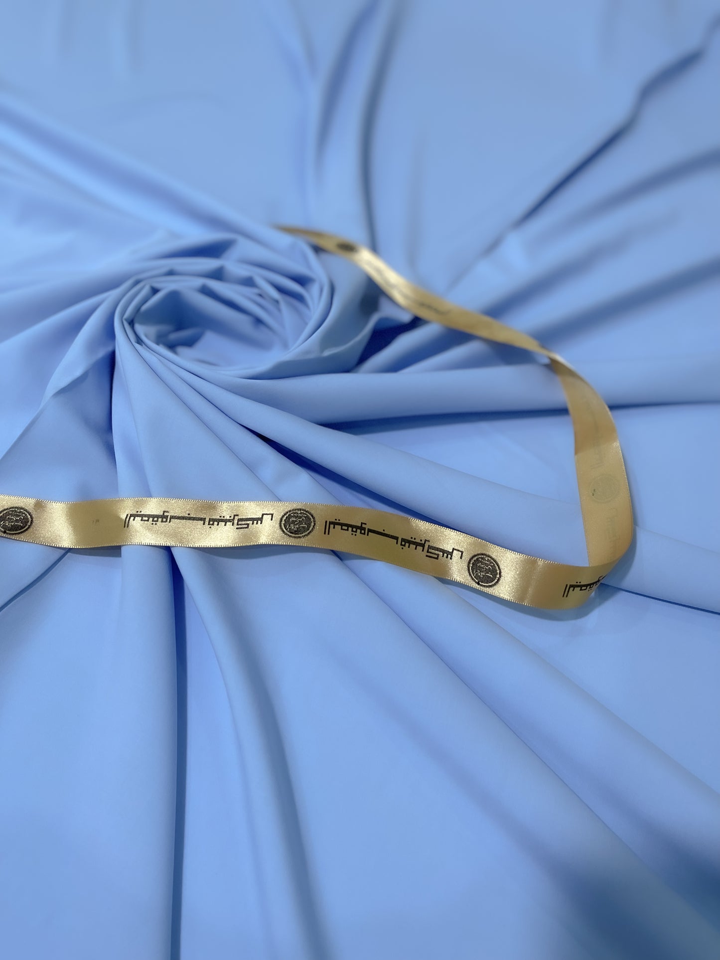PREMIUM WASH AND WEAR MAJESTIC (light blue color)